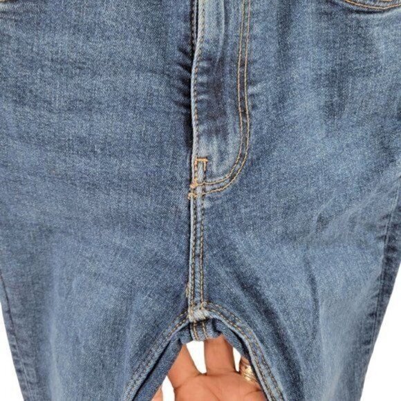 Zara  Medium Blue Fray Split Hem Jeans - Picture 4 of 10